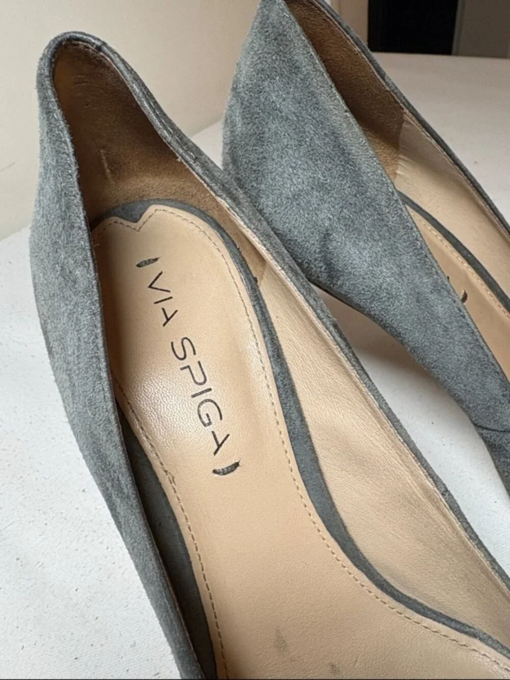 Via Spiga Gray Suede Pointed-Toe Stiletto Pumps size 7